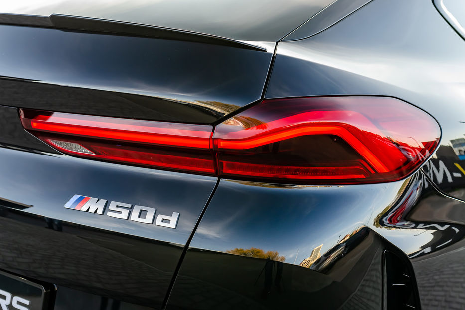 Продам BMW X6 M50d 2021 года в Киеве