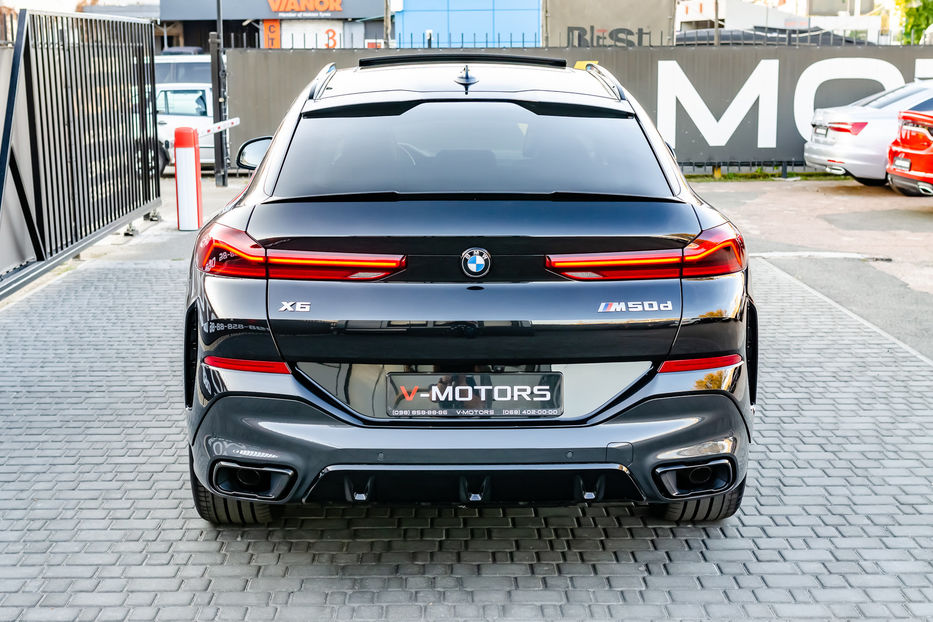 Продам BMW X6 M50d 2021 года в Киеве