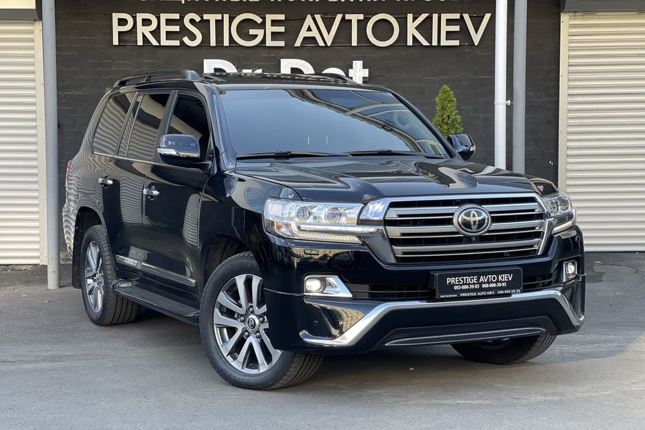 Продам Toyota Land Cruiser 200 Premium  2016 года в Киеве