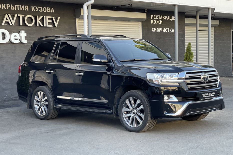 Продам Toyota Land Cruiser 200 Premium  2016 года в Киеве