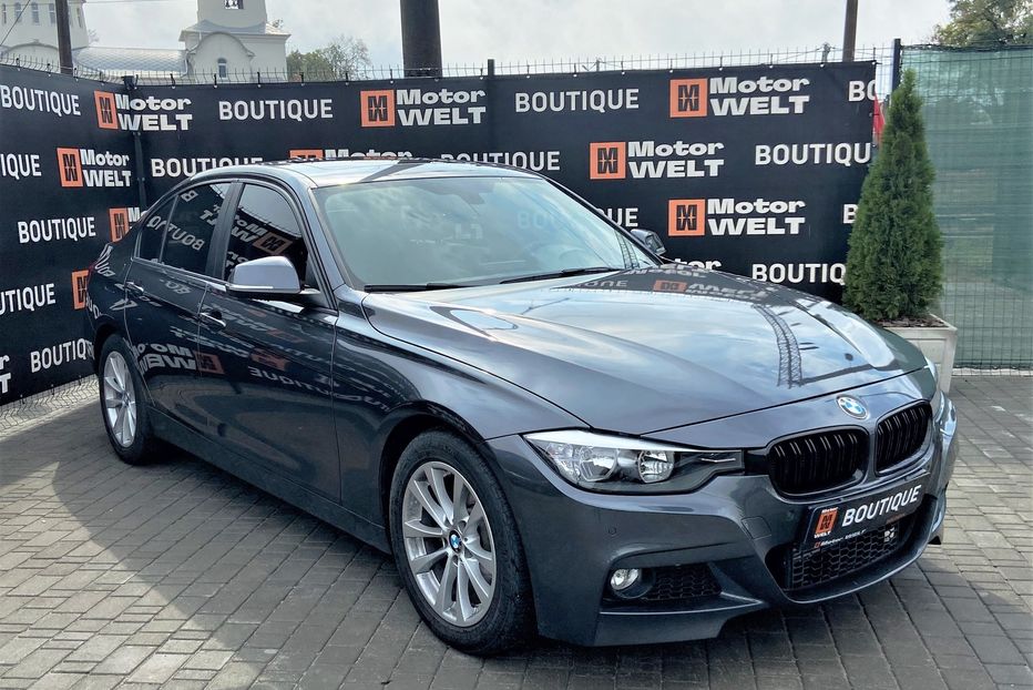 Продам BMW 320 i 2016 года в Одессе