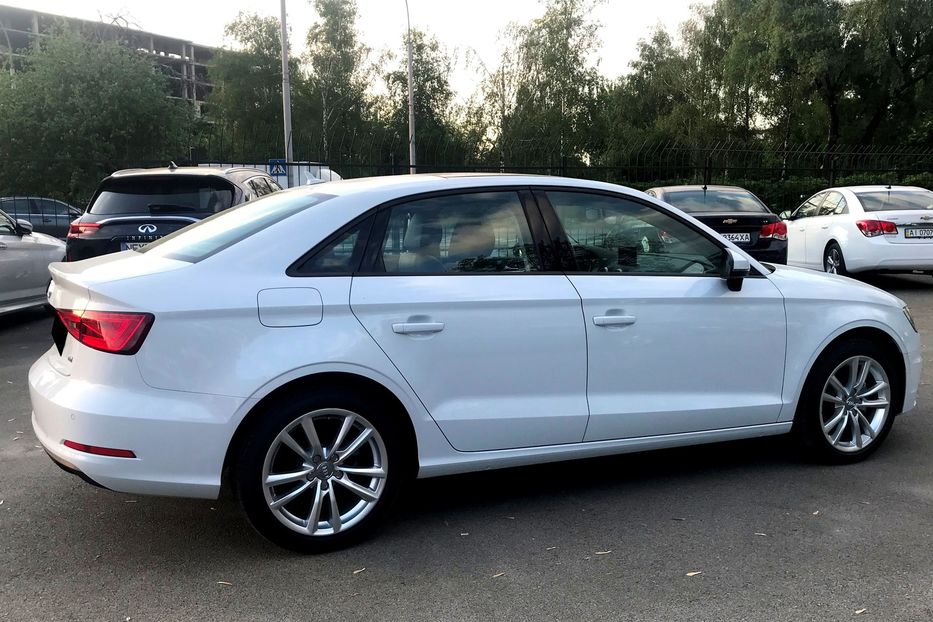 Продам Audi A3 2016 года в Киеве