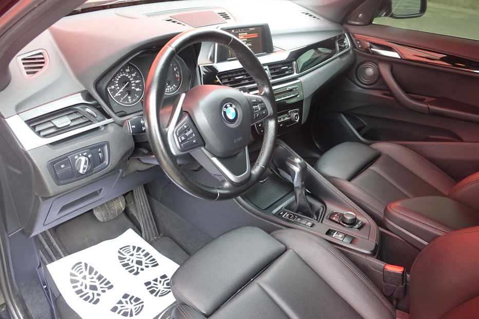 Продам BMW X1 XDRIVE 2017 года в Одессе