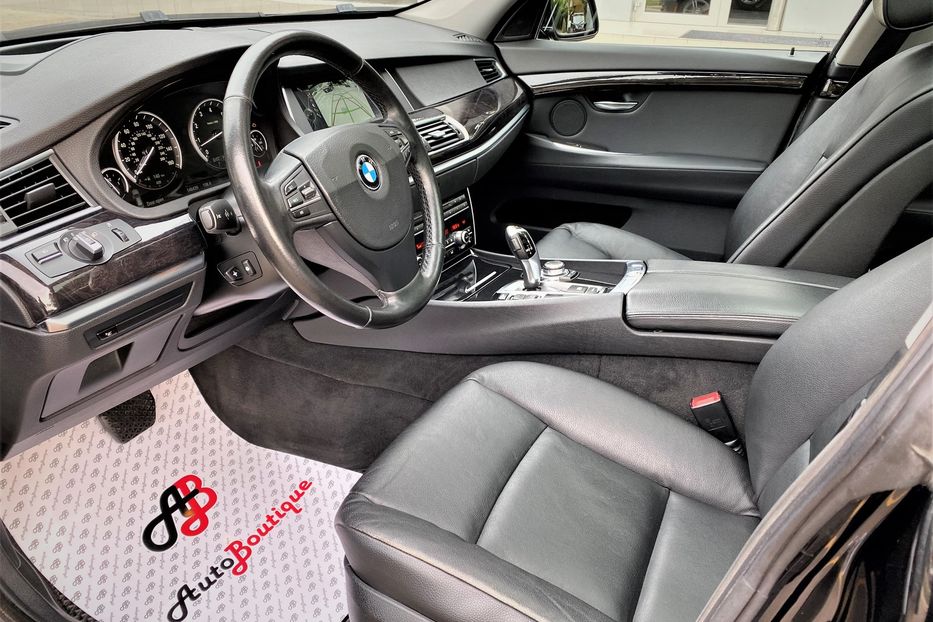 Продам BMW 535 I 2013 года в Одессе