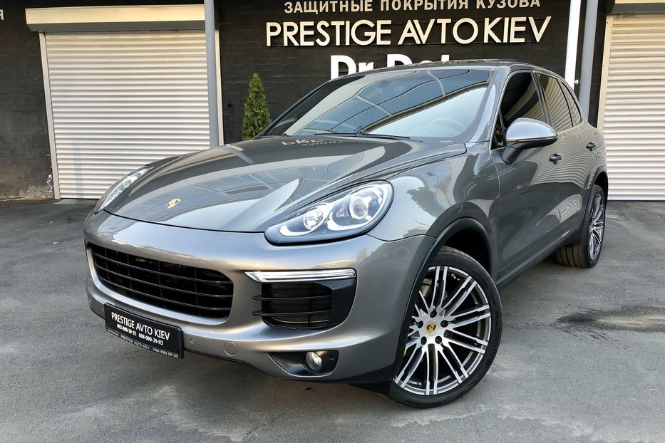 Продам Porsche Cayenne S E-Hybrid 2015 года в Киеве