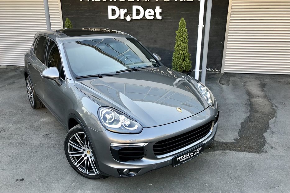 Продам Porsche Cayenne S E-Hybrid 2015 года в Киеве