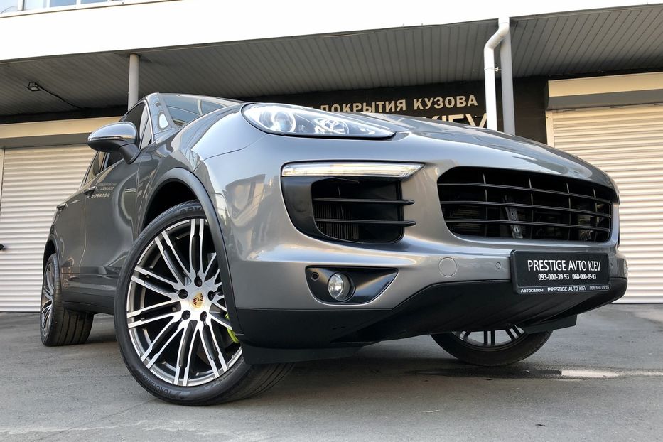 Продам Porsche Cayenne S E-Hybrid 2015 года в Киеве