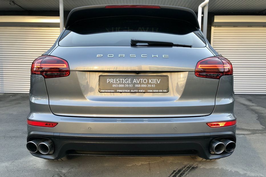 Продам Porsche Cayenne S E-Hybrid 2015 года в Киеве