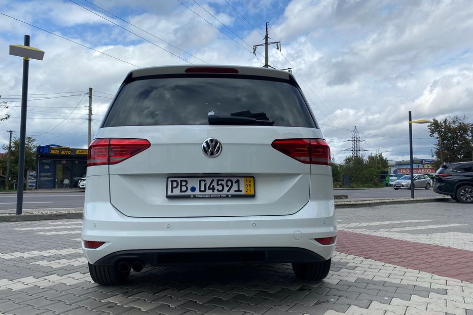 Продам Volkswagen Touran Comfort line akpp 2.0tdi 2017 года в г. Брошнив-осада, Ивано-Франковская область