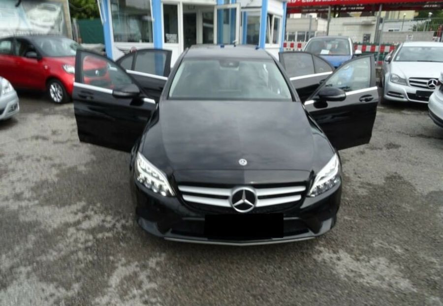 Продам Mercedes-Benz C-Class 220d 2019 года в Киеве