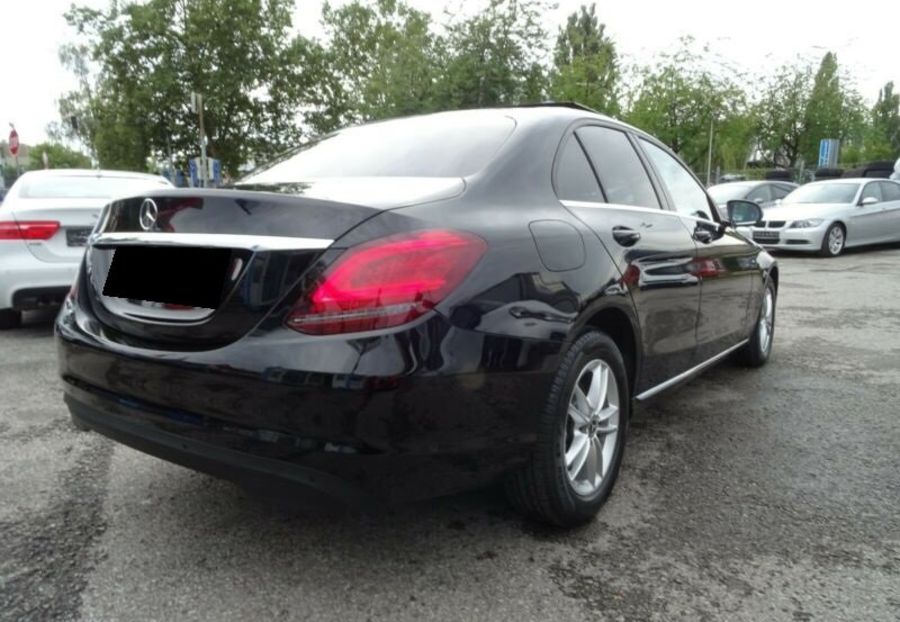 Продам Mercedes-Benz C-Class 220d 2019 года в Киеве