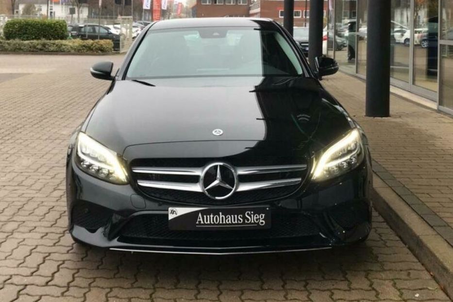 Продам Mercedes-Benz C-Class 300d 2019 года в Киеве