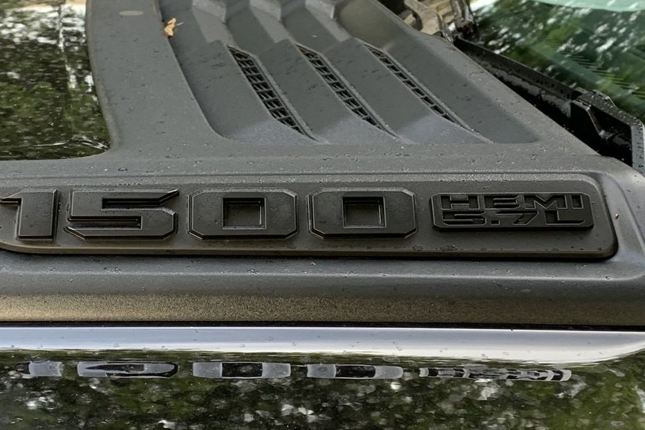 Продам Dodge RAM 1500 Night Edition 2021 года в Киеве