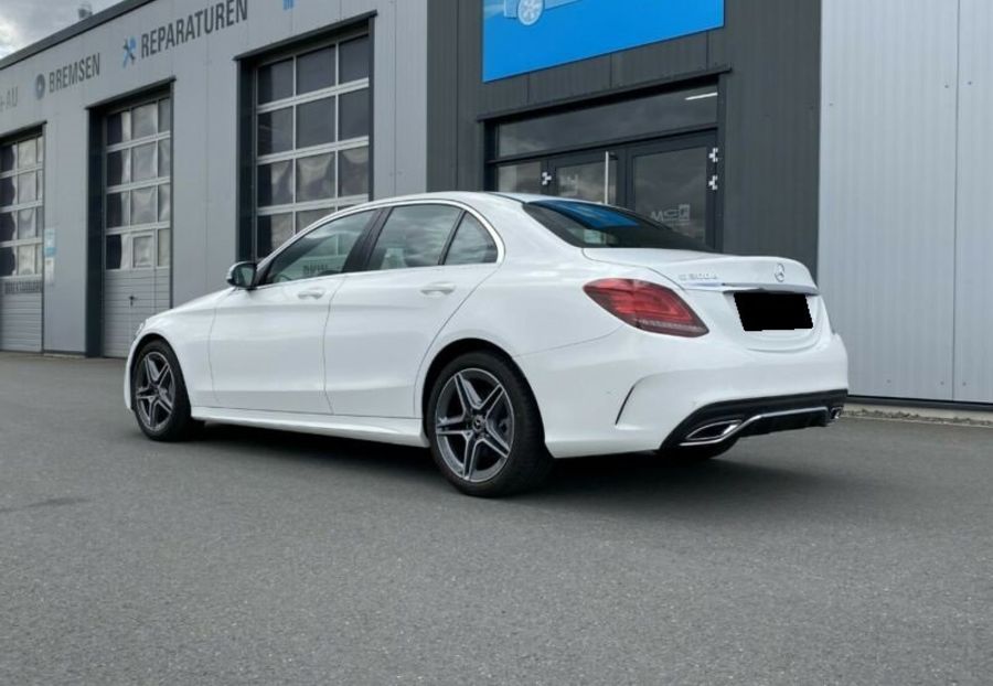 Продам Mercedes-Benz C-Class С300d 2020 года в Киеве