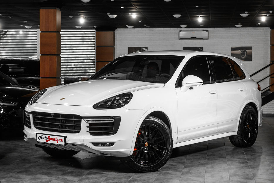 Продам Porsche Cayenne GTS 2016 года в Одессе