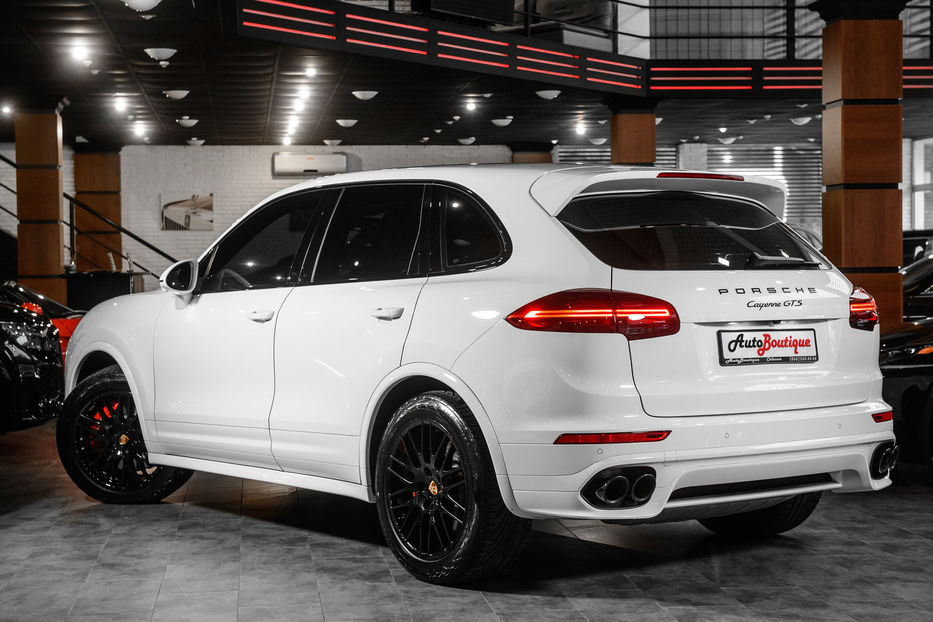 Продам Porsche Cayenne GTS 2016 года в Одессе