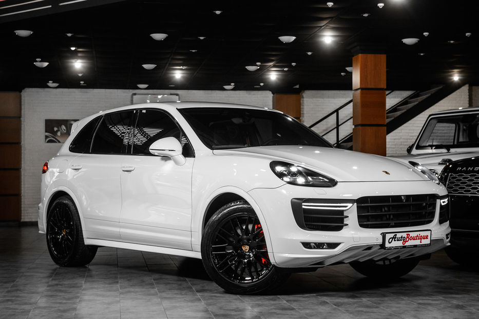 Продам Porsche Cayenne GTS 2016 года в Одессе