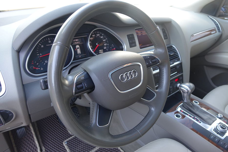 Продам Audi Q7 DIZEL  2012 года в Одессе