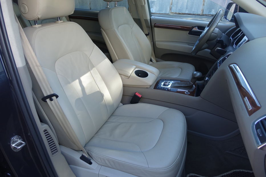 Продам Audi Q7 DIZEL  2012 года в Одессе