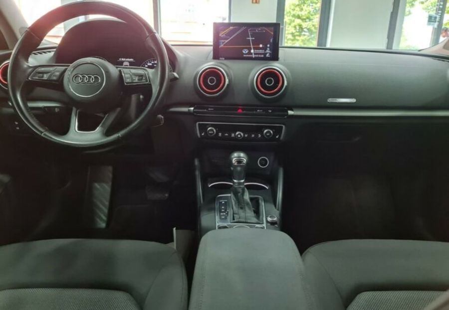 Продам Audi A3 2017 года в Киеве