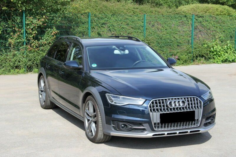 Продам Audi A6 Allroad 2016 года в Киеве