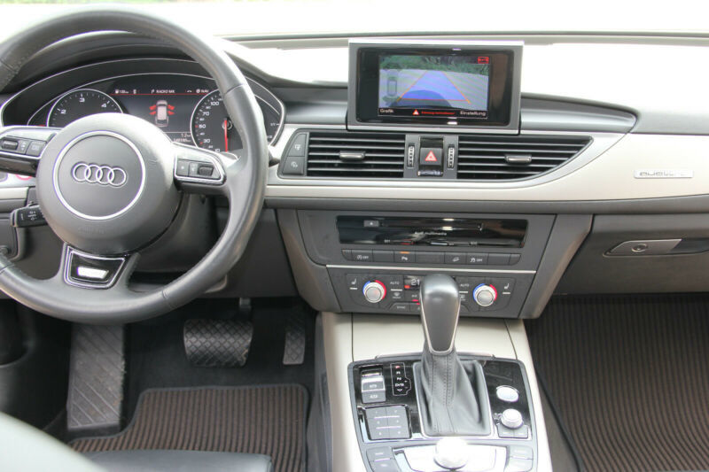 Продам Audi A6 Allroad 2016 года в Киеве