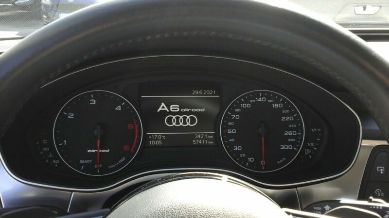 Продам Audi A6 Allroad 2018 года в Киеве