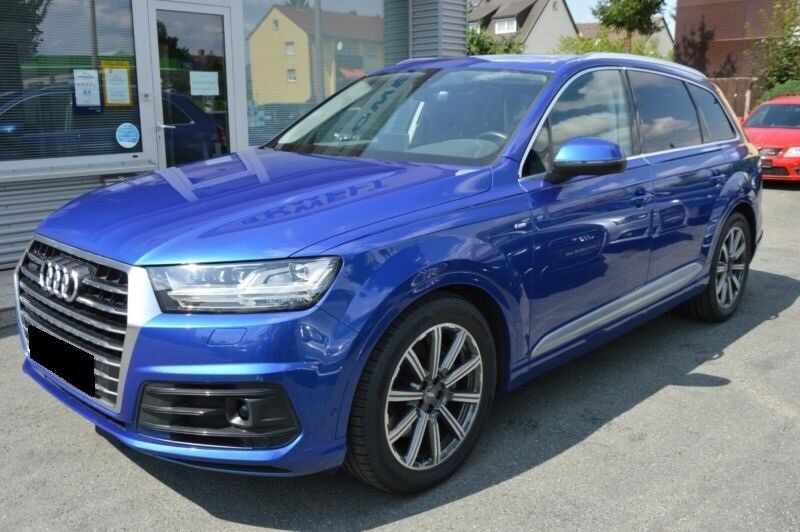 Продам Audi Q7 S-Line 2017 года в Киеве