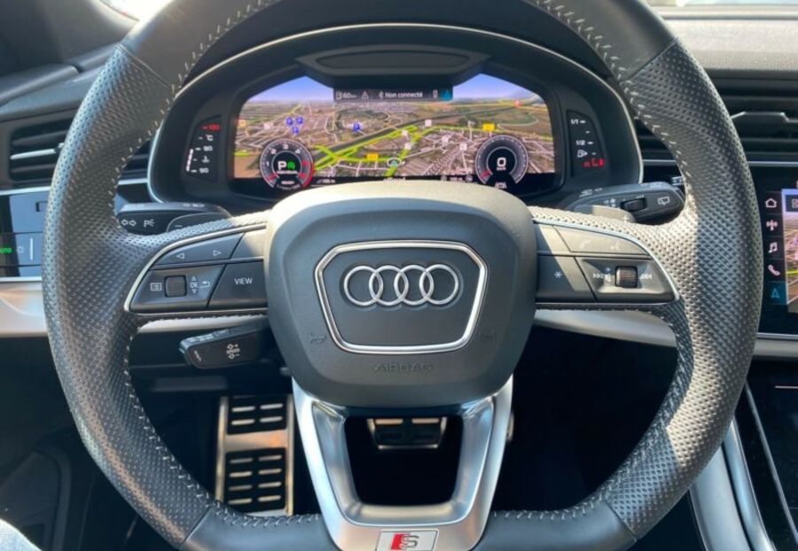 Продам Audi Q8 S-Line 2019 года в Киеве