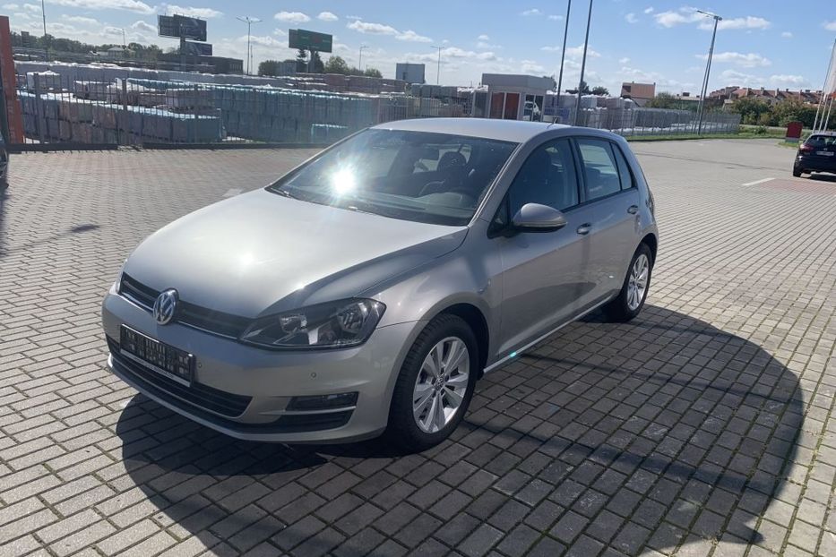 Продам Volkswagen Golf VII 1.6TDI  2016 года в Львове