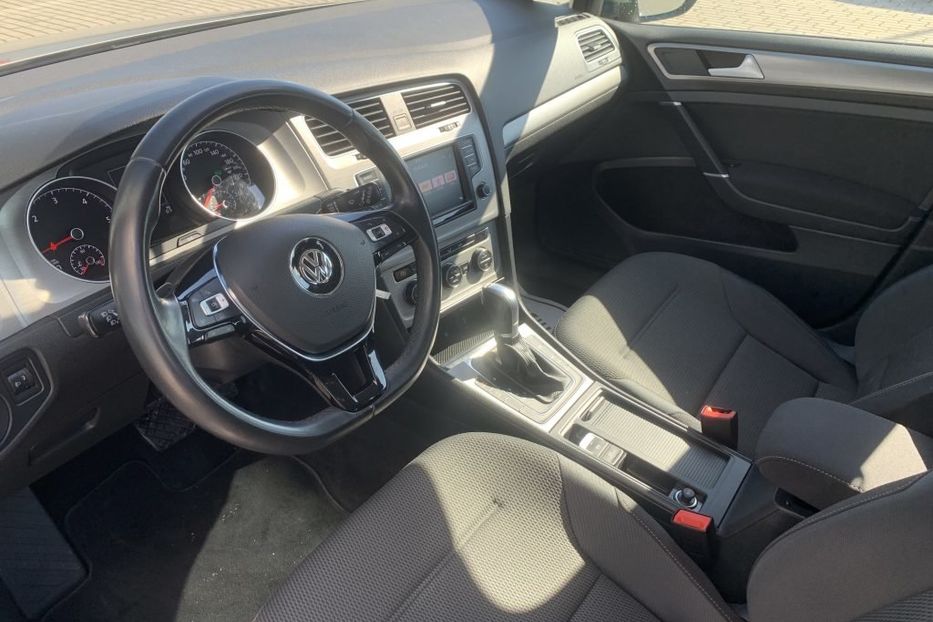 Продам Volkswagen Golf VII 1.6TDI  2016 года в Львове