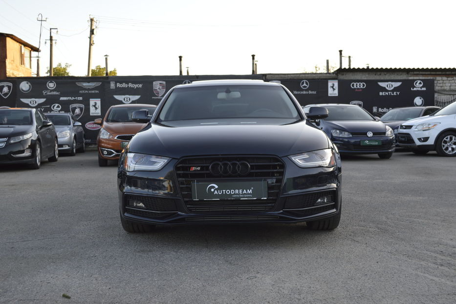 Продам Audi A4 S-line 2013 года в Одессе