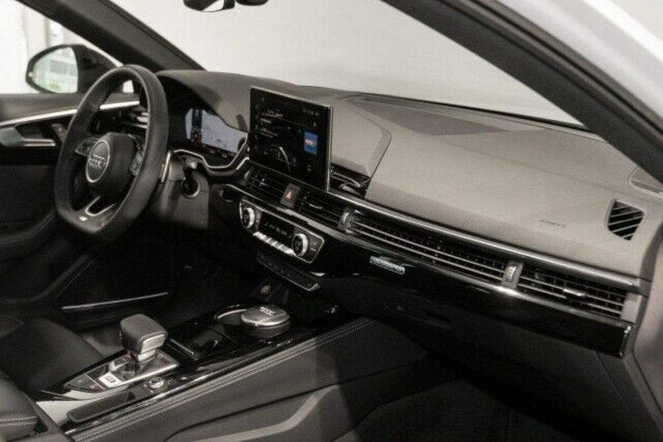 Продам Audi RS4  2020 года в Киеве