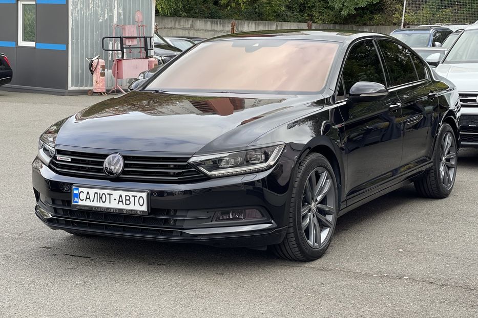 Продам Volkswagen Passat B8 4 MOTION 2016 года в Киеве