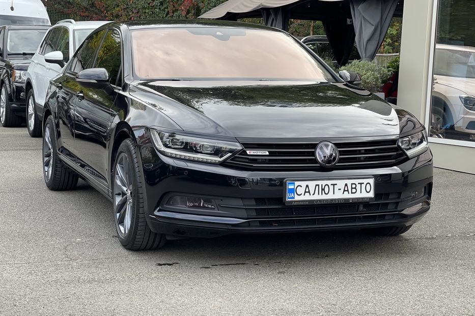 Продам Volkswagen Passat B8 4 MOTION 2016 года в Киеве