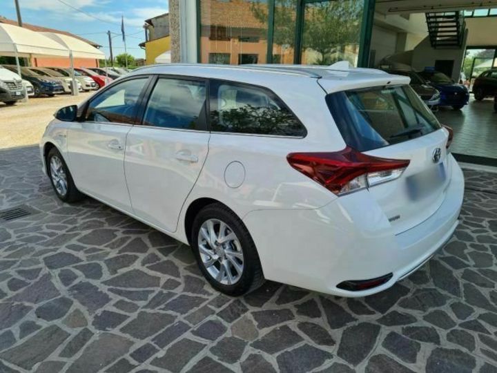 Продам Toyota Auris Long 2016 года в Киеве