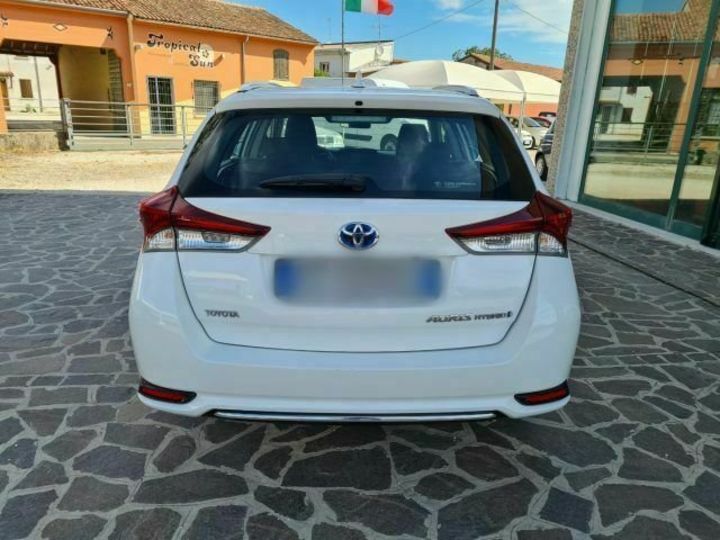 Продам Toyota Auris Long 2016 года в Киеве