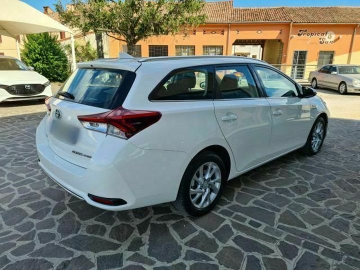 Продам Toyota Auris Long 2016 года в Киеве