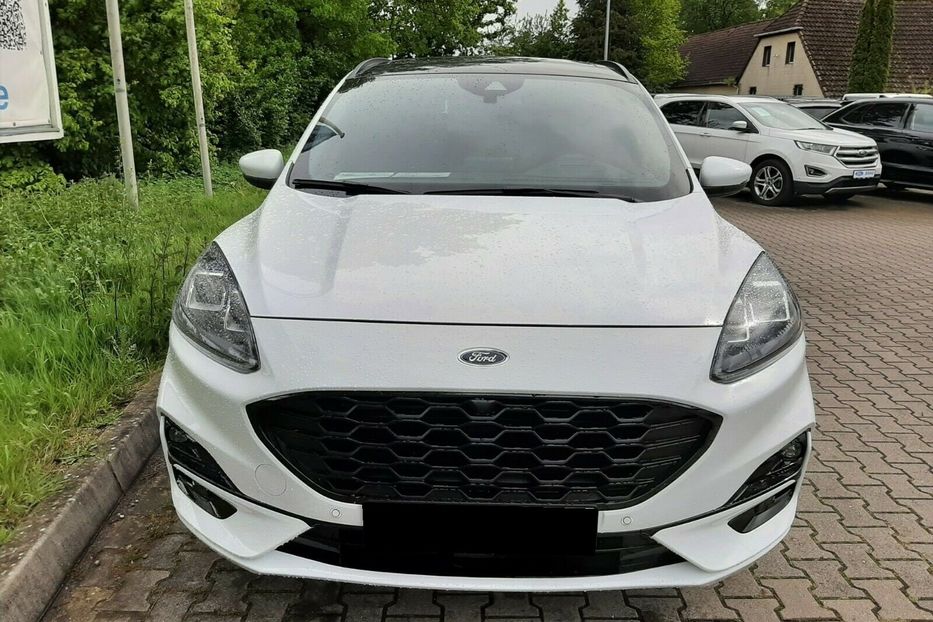 Продам Ford Kuga Plug-In Hybrid ST-Line X 2021 года в Киеве