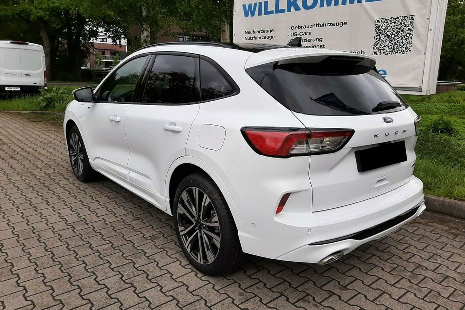 Продам Ford Kuga Plug-In Hybrid ST-Line X 2021 года в Киеве