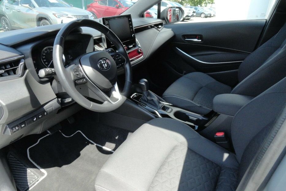 Продам Toyota Corolla Hybrid Business Edition 2019 года в Киеве