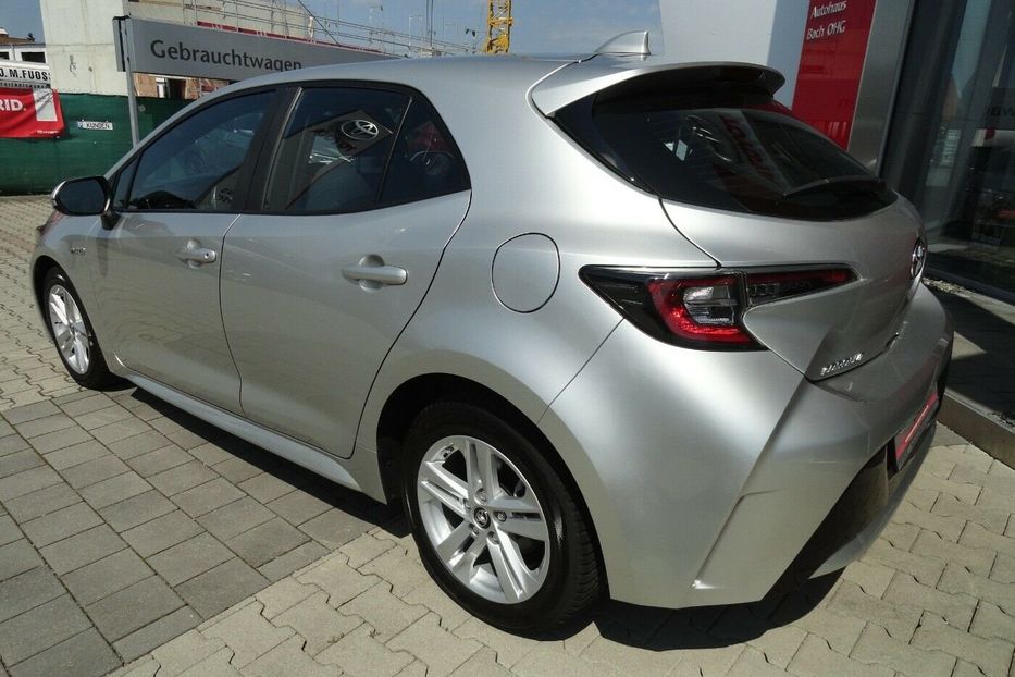 Продам Toyota Corolla Hybrid Business Edition 2019 года в Киеве