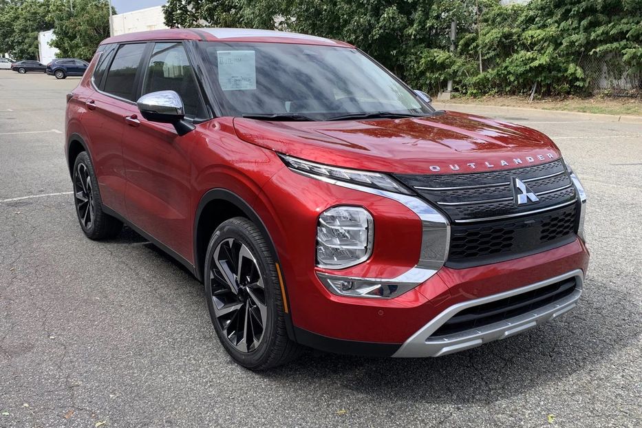 Продам Mitsubishi Outlander 2021 года в Киеве