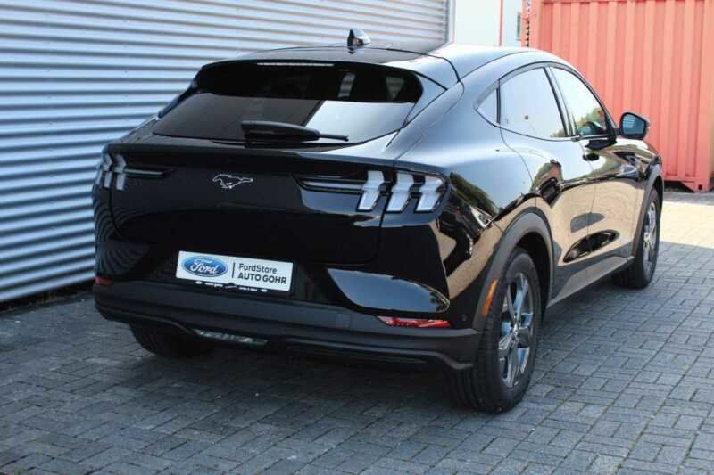 Продам Ford Mustang Mach-E 2021 года в Киеве