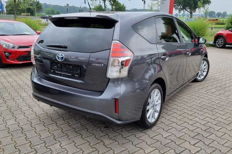 Продам Toyota Prius Plus Comfort 7s 2019 года в Киеве