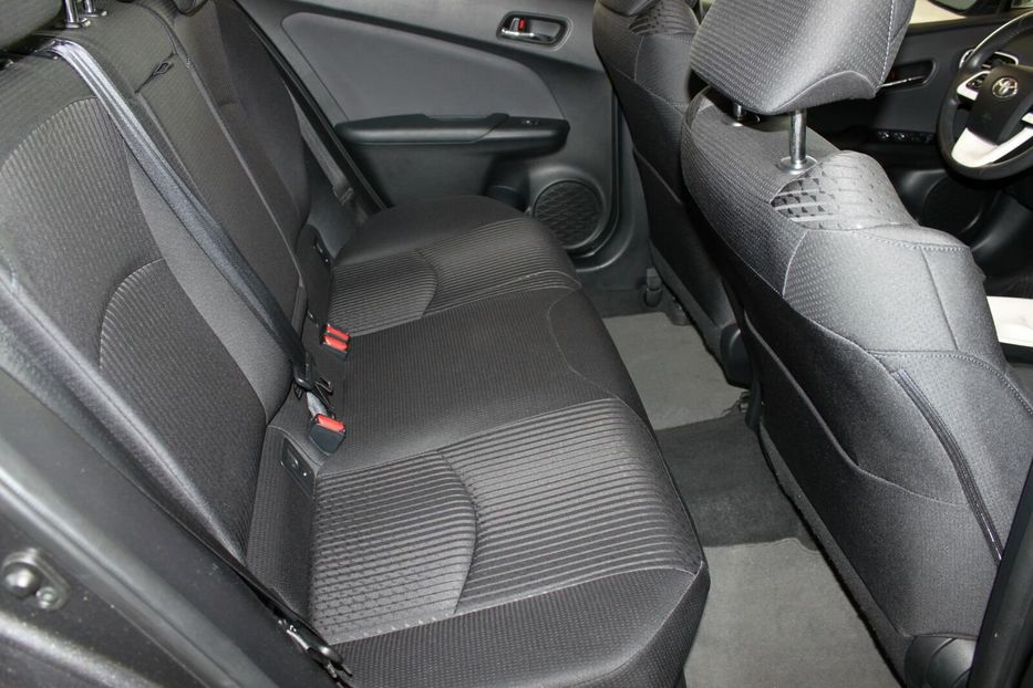 Продам Toyota Prius Comfort 2016 года в Киеве