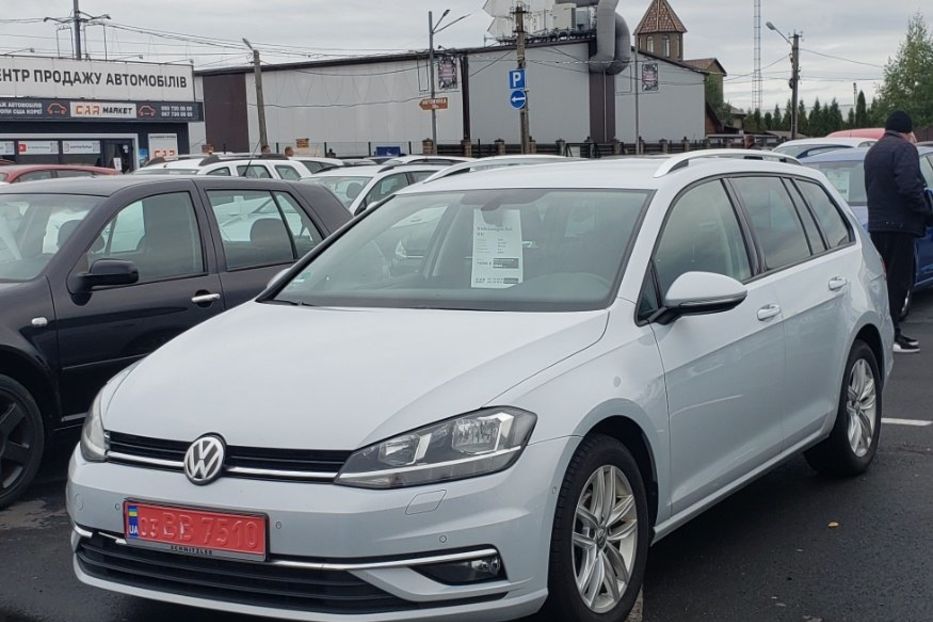 Продам Volkswagen Golf VII 2018 года в Житомире