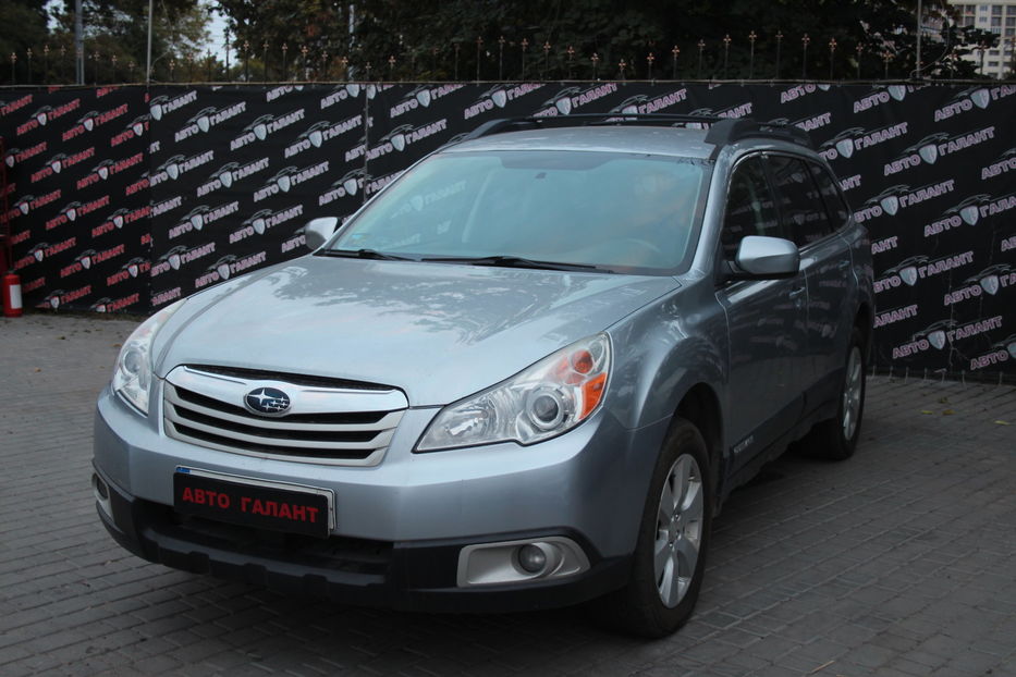 Продам Subaru Outback 2012 года в Одессе