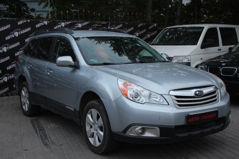 Продам Subaru Outback 2012 года в Одессе