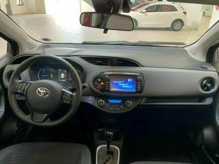 Продам Toyota Yaris 2020 года в Киеве